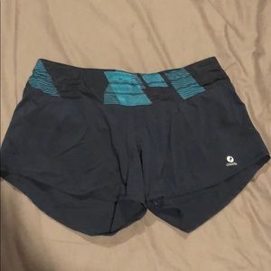 Oiselle Roga shorts